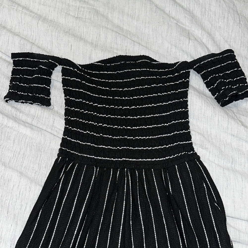 Altarโs State Black and white striped jumpsuit ๐ค๐ค๐ค - Picture 2 of 6